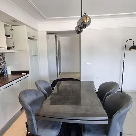 The Valley 2 Bedroom Apartman Side